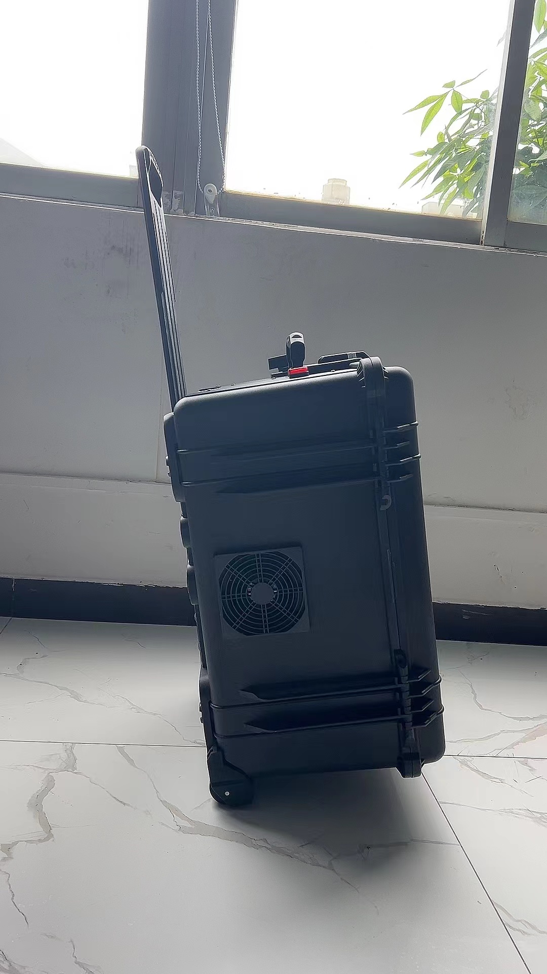 平乡手拉箱型移动通信干扰器